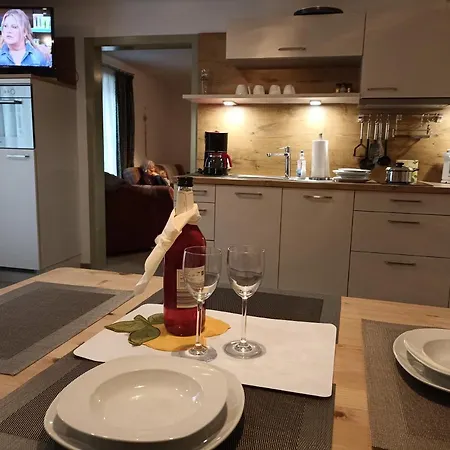 Apartment Haus Hornblick Russbach am Pass Gschuett